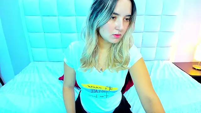 teresasroom  online show from February 2025 11:45:02 AM