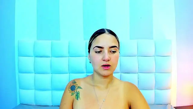 teresasroom  online show from October 2025 03:36:01 PM