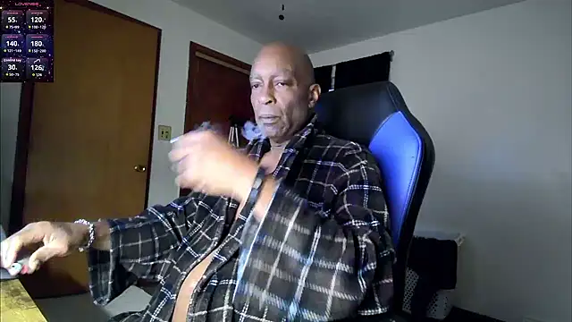 longdick4you8686 online show from January 2026 12:40:01 PM