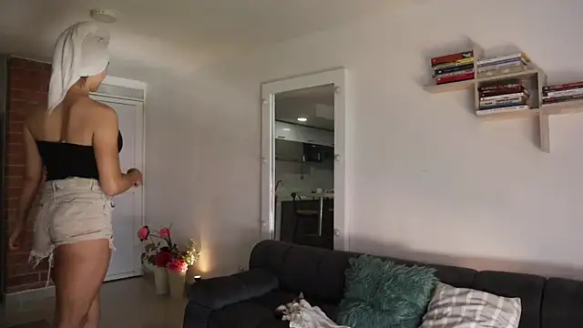  Vahos  online show from November 2025 05:13:02 PM