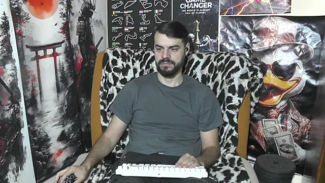 Snapshot of 00george chatting on January 2026 08:10:02 PM 00george online show from January 2026 08:10:02 PM