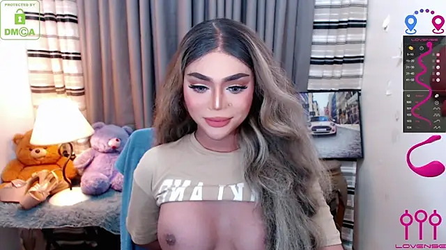 Snapshot of Fantacyoflove chatting on November 2025 05:41:01 PM Fantacyoflove online show from November 2025 05:41:01 PM