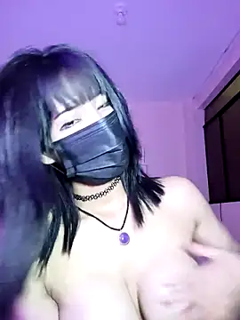 Snapshot of Latin_summer chatting on December 2024 02:30:02 AM Latin summer online show from December 2024 02:30:02 AM