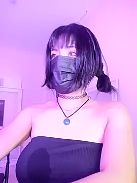 Snapshot of Latin_summer chatting on December 2024 12:45:02 AM Latin summer online show from December 2024 12:45:02 AM