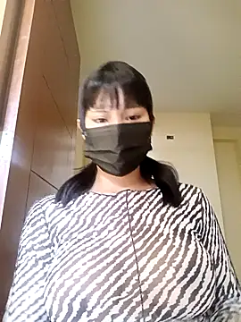 Snapshot of Latin_summer chatting on February 2025 06:38:01 PM Latin summer online show from February 2025 06:38:01 PM