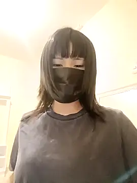 Snapshot of Latin_summer chatting on March 2025 11:07:01 PM Latin summer online show from March 2025 11:07:01 PM