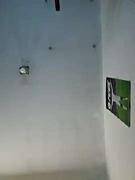 Snapshot of Latin_summer chatting on November 2025 09:14:02 PM Latin summer online show from November 2025 09:14:02 PM