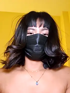 Snapshot of Latin_summer chatting on December 2025 04:40:01 AM Latin summer online show from December 2025 04:40:01 AM