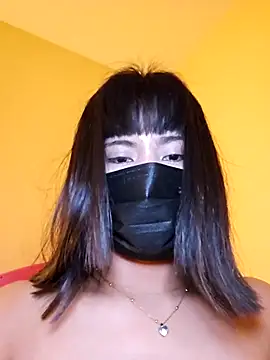 Snapshot of Latin_summer chatting on December 2025 04:41:04 AM Latin summer online show from December 2025 04:41:04 AM