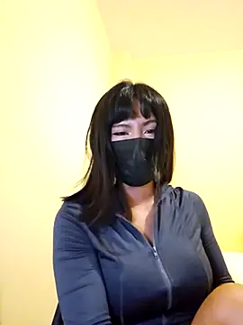 Snapshot of Latin_summer chatting on March 2026 11:11:01 PM Latin summer online show from March 2026 11:11:01 PM