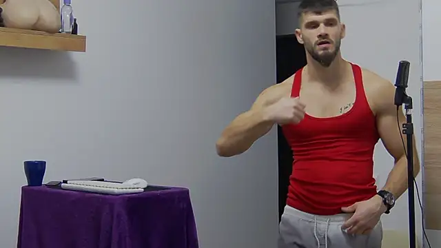 Snapshot of MauroTwin chatting on January 2025 05:41:01 PM MauroTwin online show from January 2025 05:41:01 PM