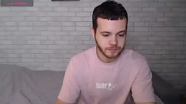 Snapshot of Alexxx_horny chatting on November 2025 04:04:01 AM Alexxx horny online show from November 2025 04:04:01 AM