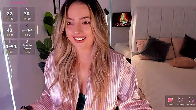 AmyWood online show from May 2026 01:41:01 PM