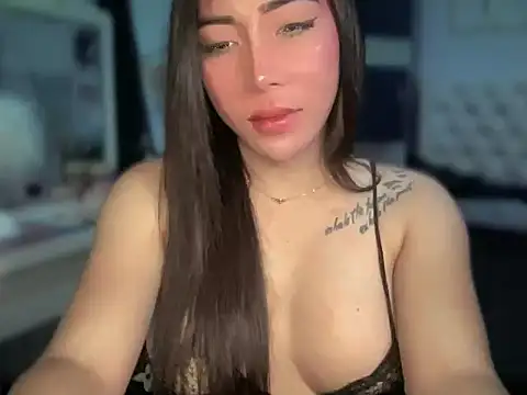 Snapshot of kristinestar chatting on January 2026 11:43:02 PM kristinestar online show from January 2026 11:43:02 PM