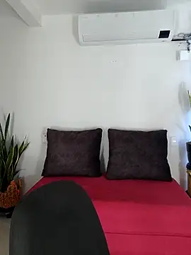 YOURSDEBORA online show from November 2025 07:28:01 PM