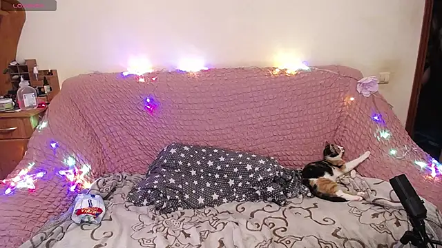 Snapshot of Wings_of_A_Butterfly chatting on January 2025 03:57:01 PM Wings of A Butterfly online show from January 2025 03:57:01 PM