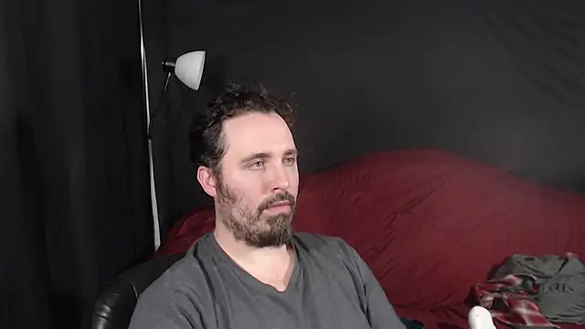 Metalstud online show from December 2024 05:31:02 AM