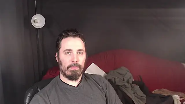 Metalstud online show from March 2025 01:32:02 AM