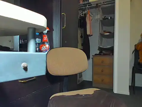 Angelchezcka online show from March 2026 08:08:02 AM