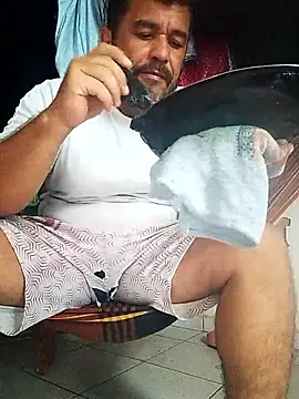 tarra122 online show from May 2026 04:23:01 PM