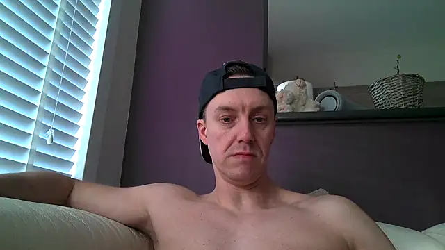 ploki2180 online show from March 2025 03:27:01 PM