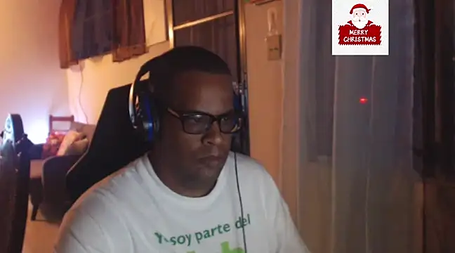 Snapshot of thesugar32 chatting on December 2024 02:02:01 AM thesugar32 online show from December 2024 02:02:01 AM