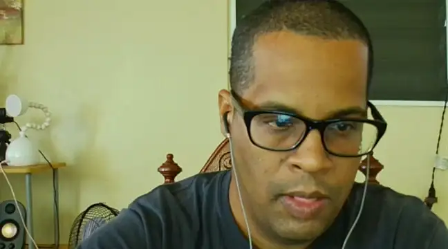 Snapshot of thesugar32 chatting on February 2025 12:54:02 PM thesugar32 online show from February 2025 12:54:02 PM