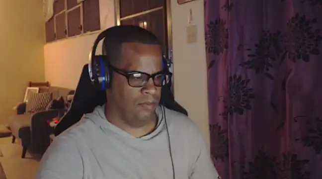 Snapshot of thesugar32 chatting on March 2025 01:46:01 AM thesugar32 online show from March 2025 01:46:01 AM