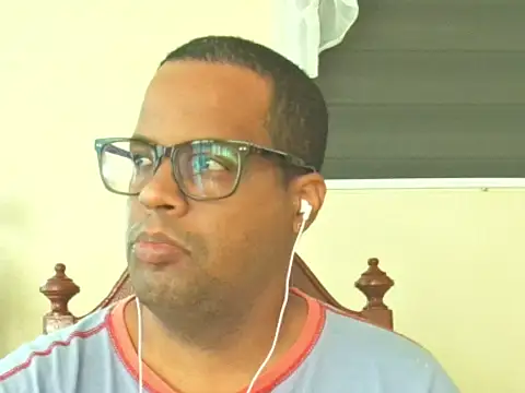 thesugar32 online show from May 2026 12:12:01 PM