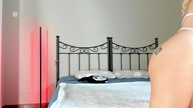 mazekyn online show from February 2025 05:13:02 PM