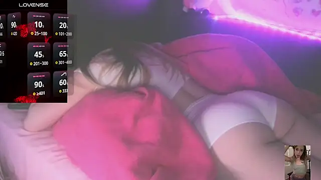 Blondiewithanass online show from March 2026 08:23:01 PM