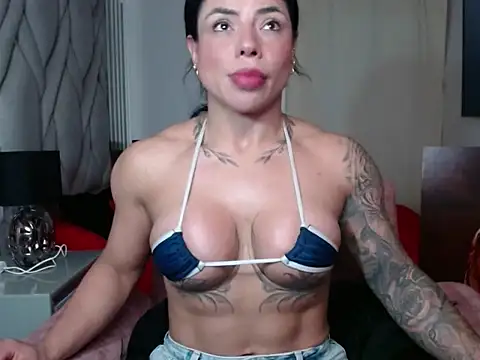 Snapshot of beautifulunna_ chatting on January 2026 02:37:01 AM beautifulunna online show from January 2026 02:37:01 AM