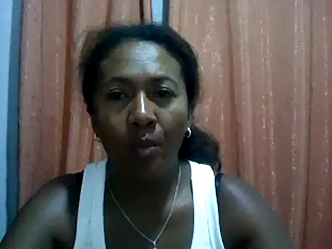 Snapshot of sexyladii chatting on February 2025 05:14:01 PM sexyladii online show from February 2025 05:14:01 PM