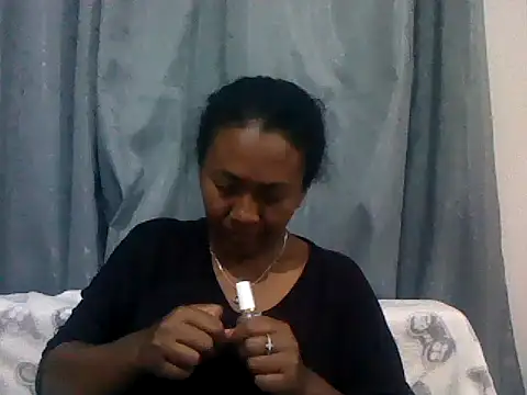 Snapshot of sexyladii chatting on October 2025 04:37:02 PM sexyladii online show from October 2025 04:37:02 PM