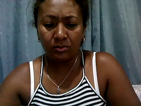 sexyladii online show from February 2026 05:00:02 PM