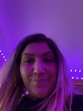 Snapshot of LittleMissEeve chatting on February 2025 03:47:02 AM LittleMissEeve online show from February 2025 03:47:02 AM