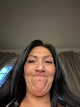LittleMissEeve online show from May 2026 12:40:02 AM