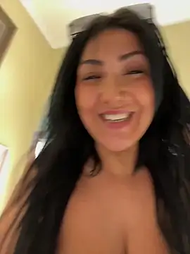 LittleMissEeve online show from May 2026 05:09:02 PM