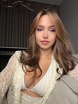 stefannichka online show from April 2026 08:40:01 PM