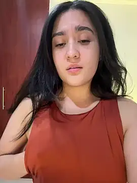 Snapshot of Nina_lovi chatting on December 2024 01:47:02 AM Nina lovi online show from December 2024 01:47:02 AM