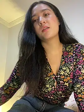 Snapshot of Nina_lovi chatting on December 2024 01:39:02 AM Nina lovi online show from December 2024 01:39:02 AM