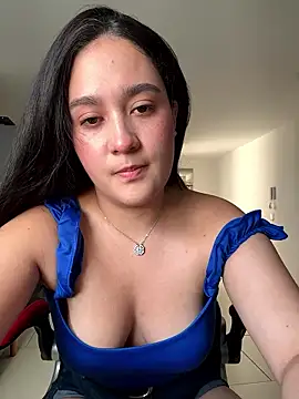 Snapshot of Nina_lovi chatting on January 2026 09:50:01 PM Nina lovi online show from January 2026 09:50:01 PM