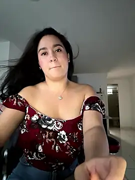 Snapshot of Nina_lovi chatting on January 2026 10:58:02 PM Nina lovi online show from January 2026 10:58:02 PM