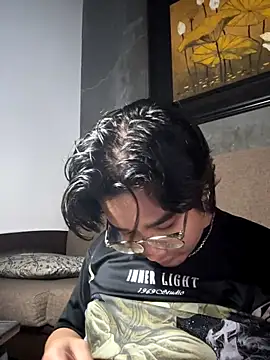 KayNguyenn online show from October 2025 02:12:02 AM