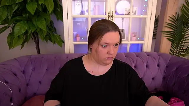  MarryGirl  online show from May 2026 07:43:01 PM