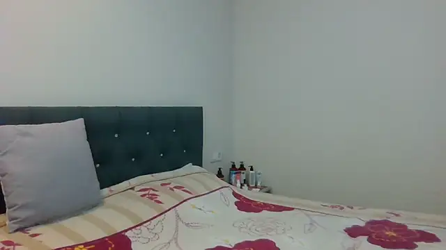 MonikaXXJoy online show from March 2026 12:32:01 PM