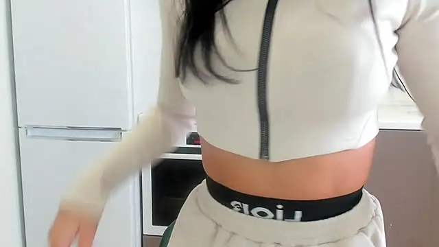 Snapshot of Your_Masha chatting on November 2025 07:28:01 AM Your Masha online show from November 2025 07:28:01 AM