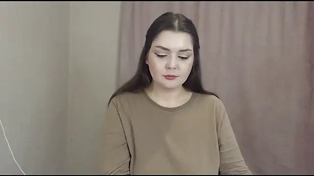 Snapshot of ohhhMie chatting on October 2025 06:21:01 PM ohhhMie online show from October 2025 06:21:01 PM