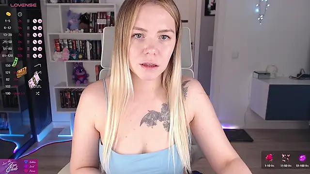 Snapshot of Emma_Bryan chatting on September 2025 07:48:01 PM Emma Bryan online show from September 2025 07:48:01 PM