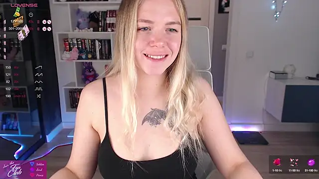 Snapshot of Emma_Bryan chatting on September 2025 09:31:02 PM Emma Bryan online show from September 2025 09:31:02 PM